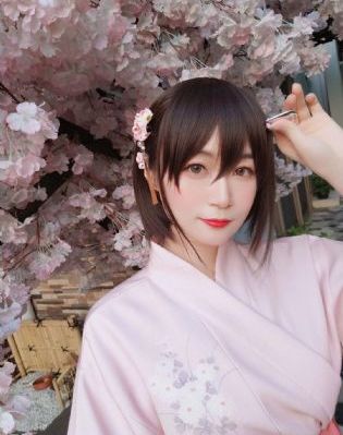 高清国产美女一级毛片_手机MP4字幕高清版在线播放
