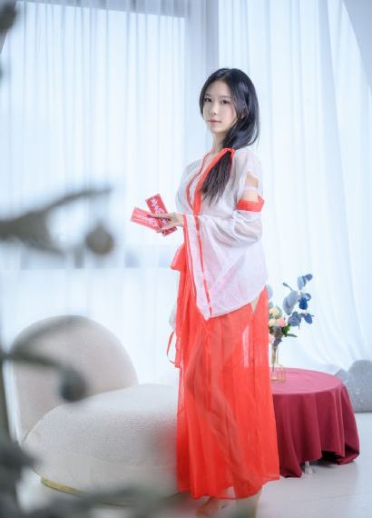 女同学美乳在线播放_90集免费观看