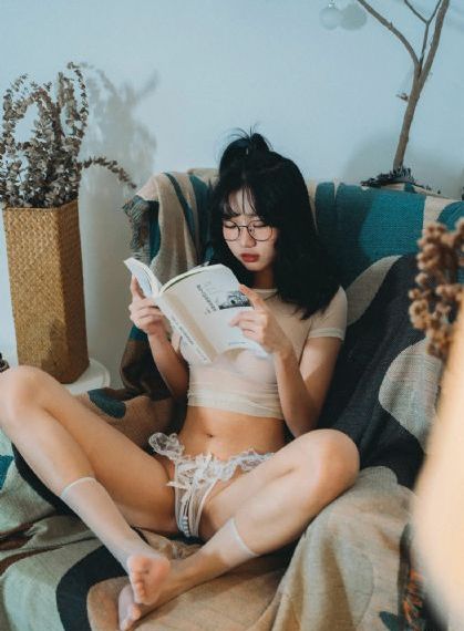 欧美二区自拍_1080在线手机播放