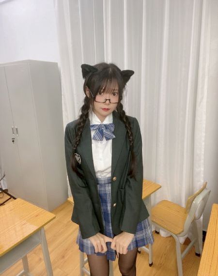 国产女王在线_1080P免费在线观看